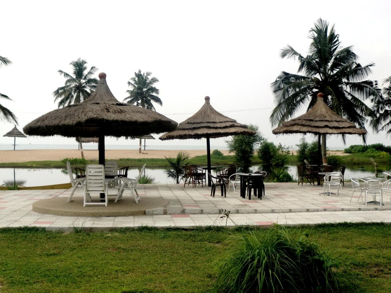 Busua Beach Resort & Surfing